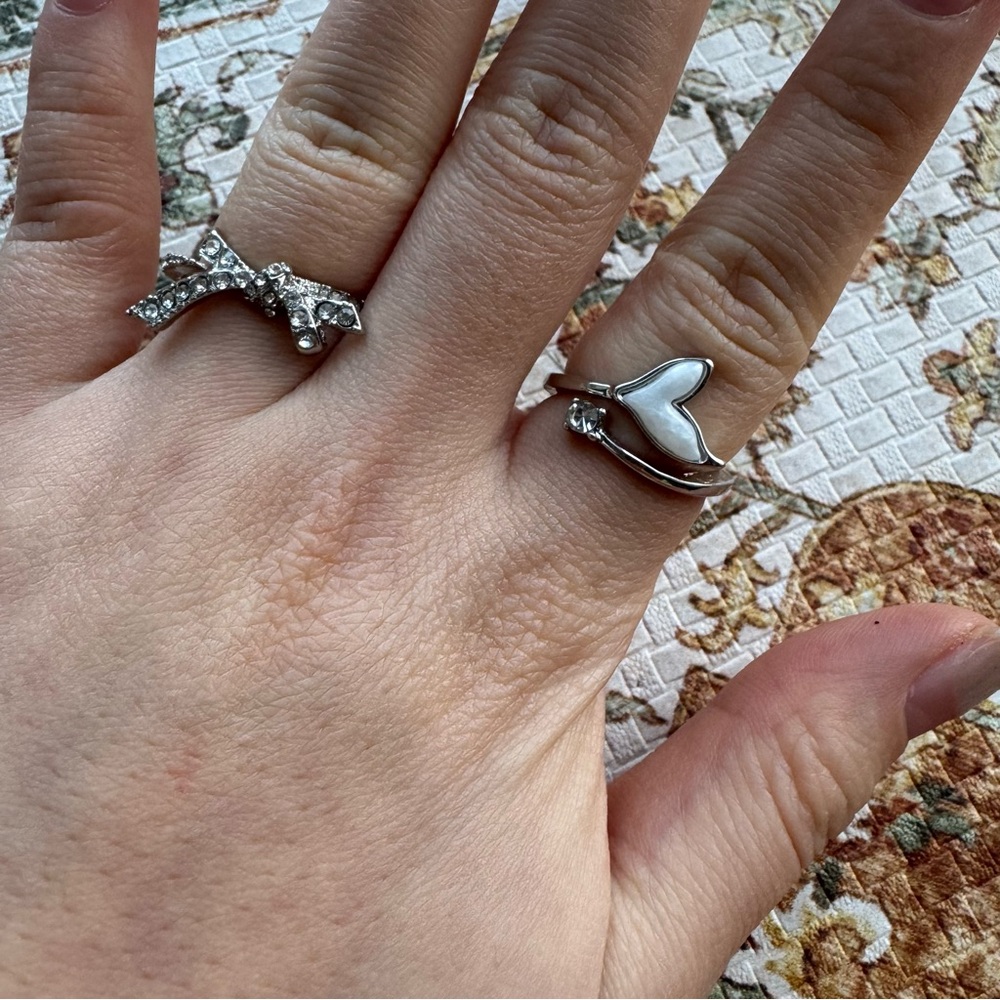 4pc Silver Adjustable Ring Bundle - image 4